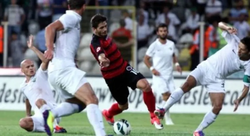 AKHİSAR- GENÇLERBİRLİĞİ MAÇINDA GOL YOK!