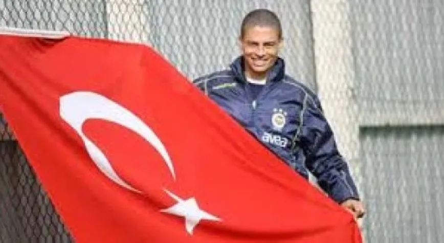 ALEX BAYRAMIMIZI KUTLADI!