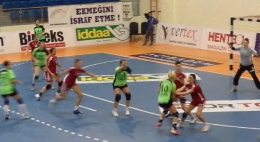 ALKIŞLANACAK PERFORMANS!..