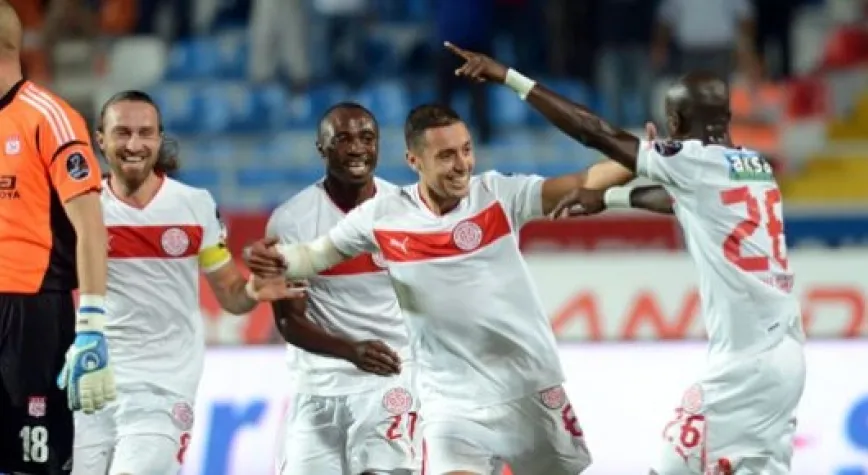 ANTALYASPOR: 4 SİVASSPOR: 2