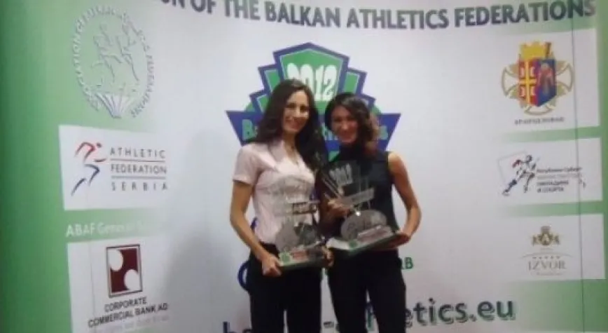 ASLI VE GAMZE ÖDÜLLERİNİ ALDI!