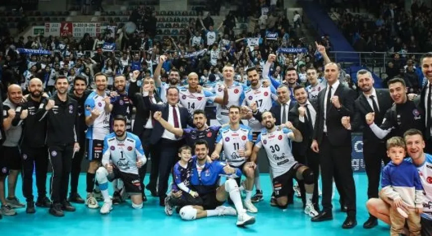 BAŞKENT'TE VOLEYBOL FIRTINASI...