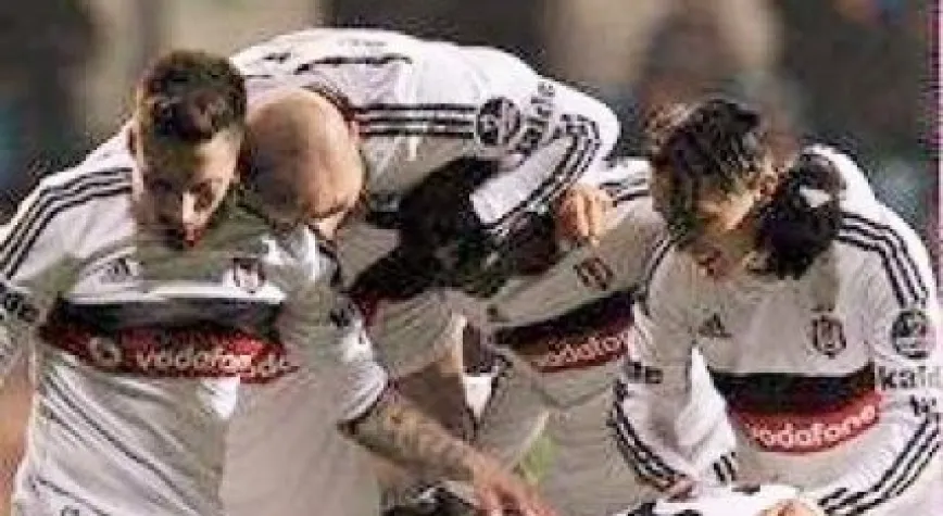 BEŞİKTAŞ: 4  RİVER PLATE: 3