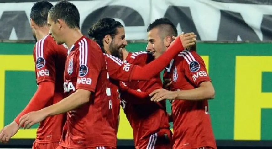 BEŞİKTAŞ MAÇI İLK YARIDA BİTİRDİ!