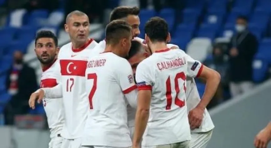 BİR AVUÇ ASLAN PARÇASI...