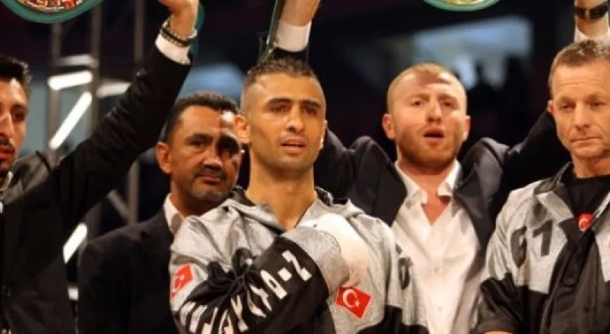 BOKSTA TARİHİ GECE