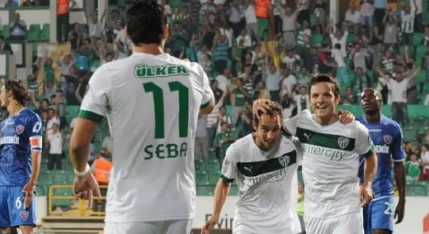 BURSASPOR PİNTO VE BATALLA İLE GALİP!