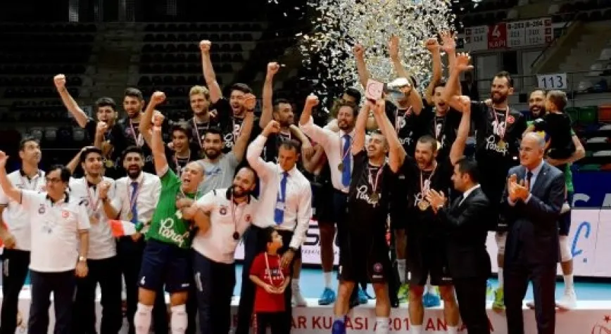 BÜYÜK KUPA HALKBANK'IN...