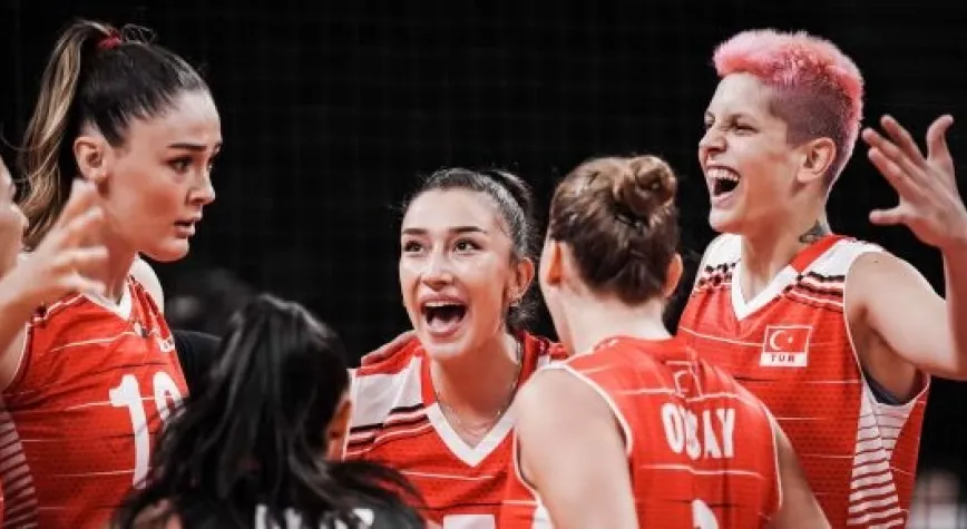 ÇEYREK FİNALDEYİZ.. BRAVO KIZLAR!..