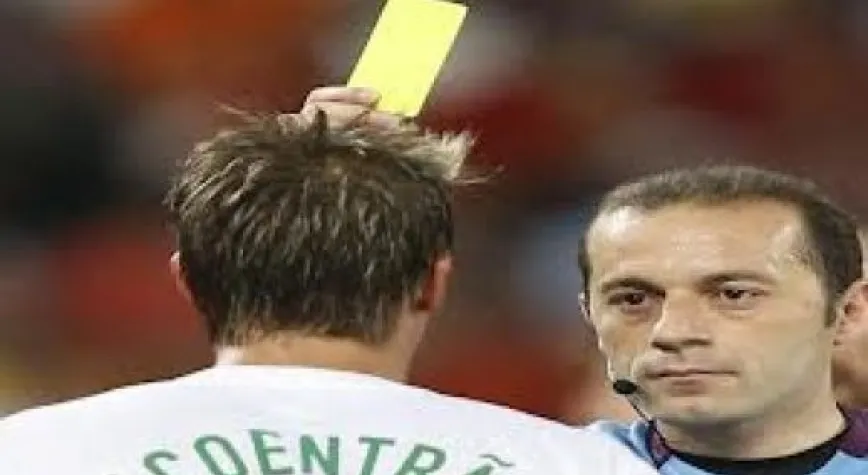 CÜNEYT ÇAKIR SAHNE ALIYOR!