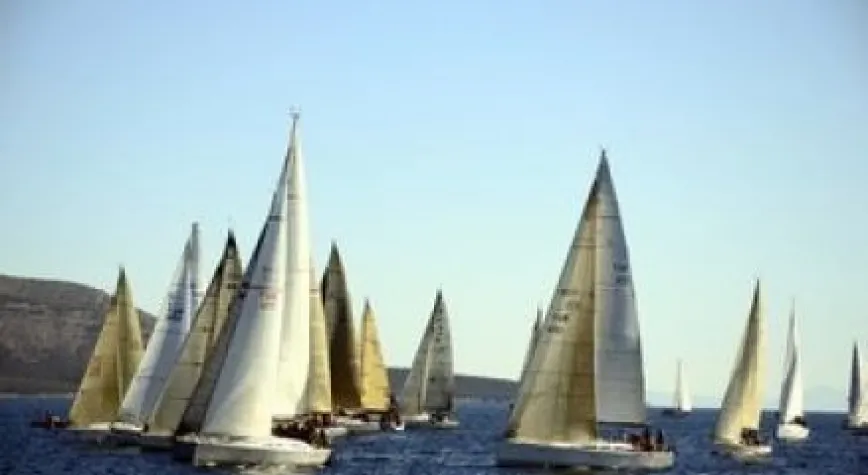 EGE DENİZİ'NDE YATLAR ŞÖLENİ...