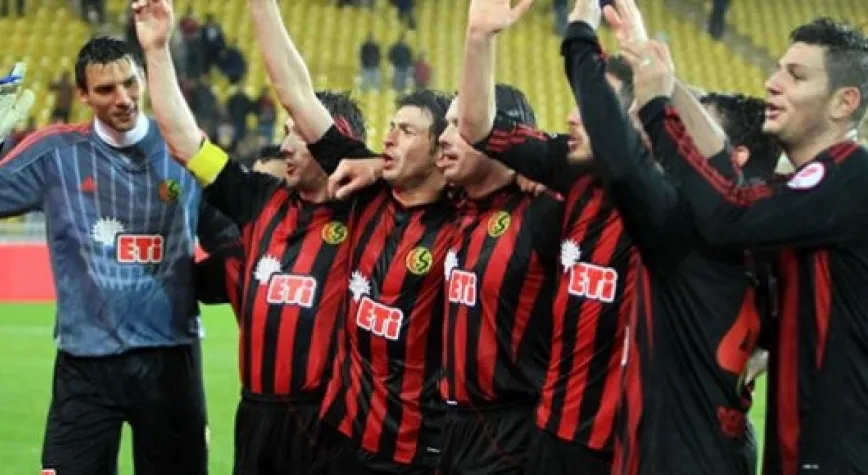 ESKİŞEHİRSPOR 37 YIL SONRA AVRUPA'DA