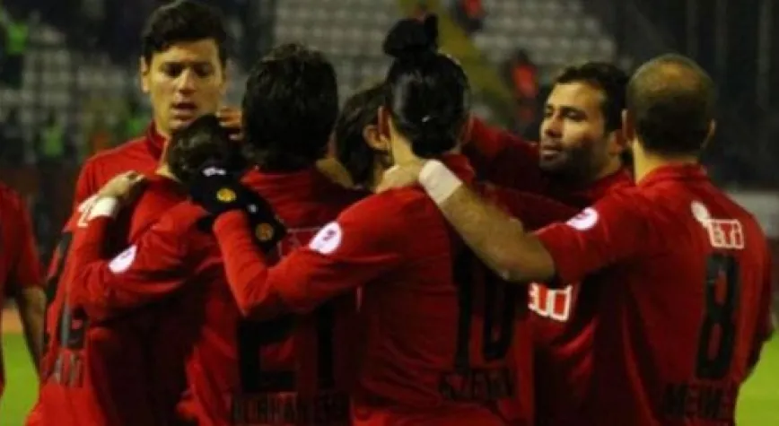ESKİŞEHİRSPOR EVİNDE COŞTU: 5- 1