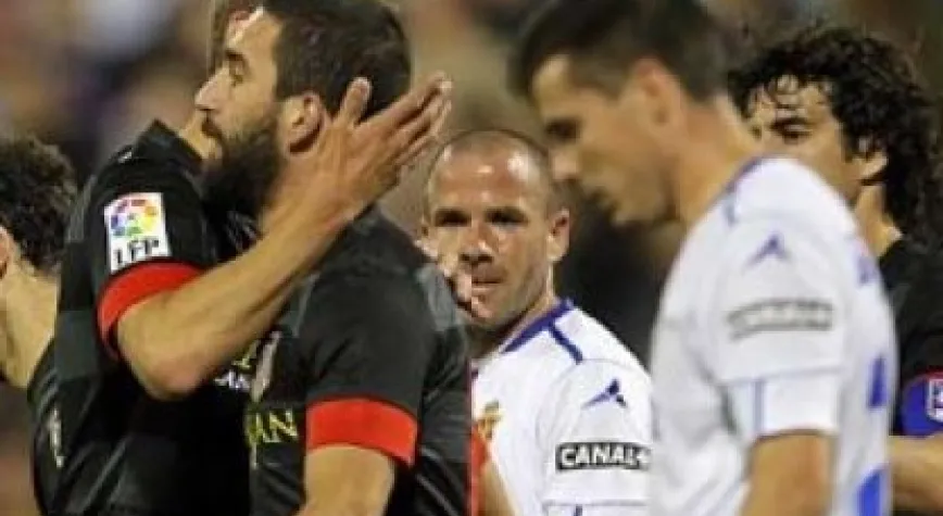 EYVAH... ARDA TURAN YANDI!..