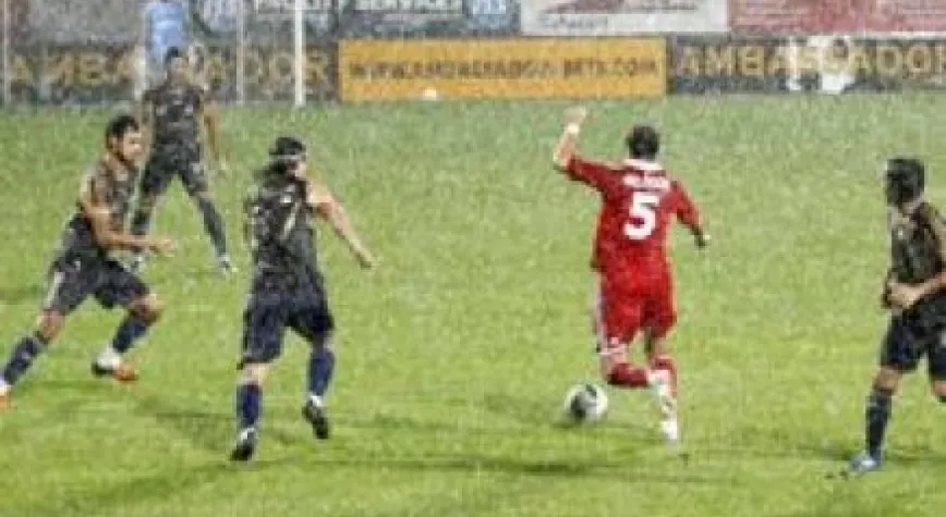 FENERBAHÇE'YE YAĞMUR ENGELİ!