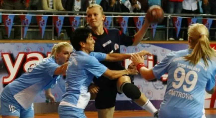 FUTBOL VE HENTBOL!..