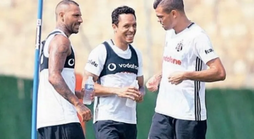 FUTBOLSEVER YABANCILARI İSTİYOR!