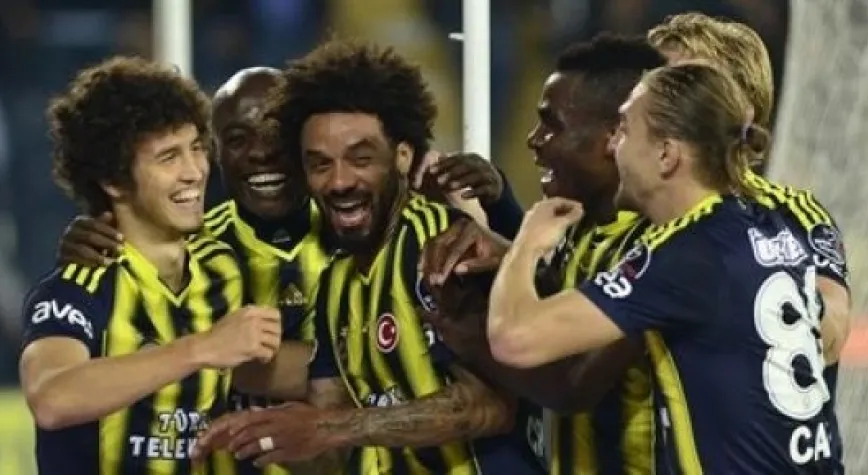 GOLLERİ YABANCILAR ATIYOR!..