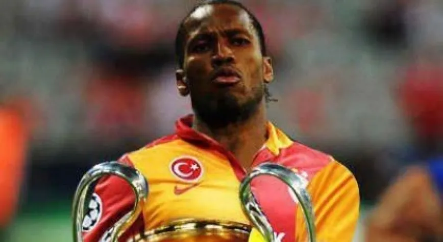 G.SARAY ŞAMPİYONLUK KUPASINI ALDI...