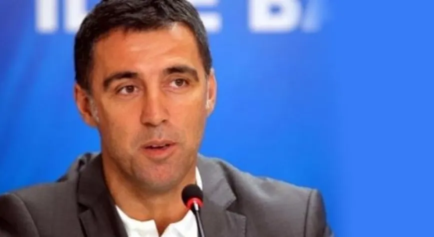 HAKAN ŞÜKÜR AYRILDI!..