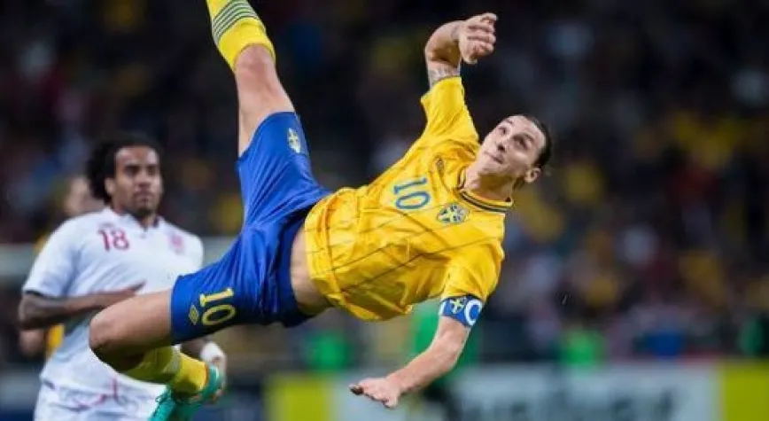 İBRAHİMOVİÇ: MESSİ GELSİN!..