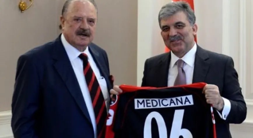 İLHAN CAVCAV İKNA TURLARINDA!