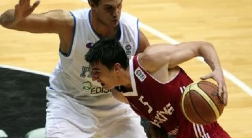 İTALYA'YA YİNE YENİLDİK: 78- 69