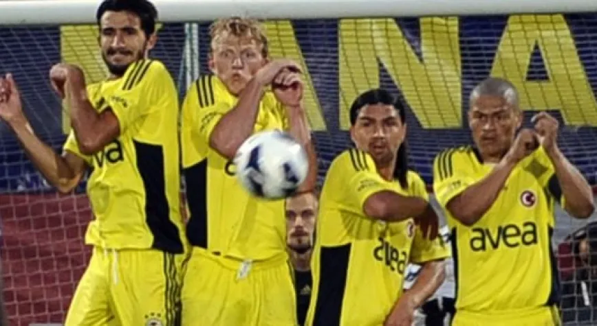 KADIKÖY'DE KARŞISINDA DURULMUYOR