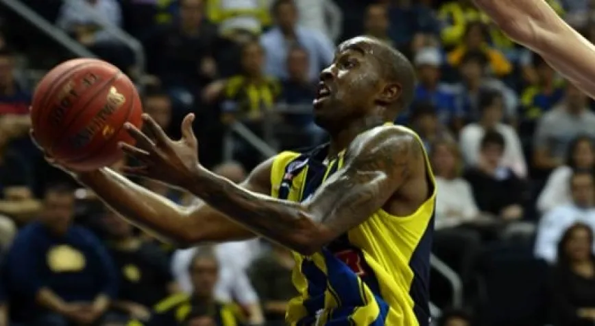 KANARYA İTALYA'DA KABUS GÖRDÜ:82- 58