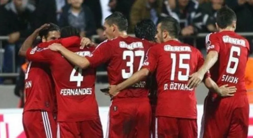 KARTAL MAÇ FAZLASIYLA LİDER: 3- 1