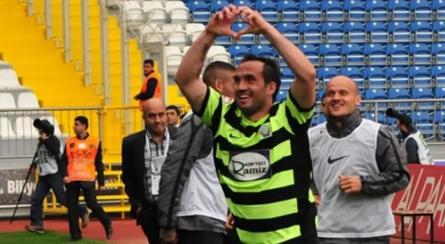 MÜTEVAZI GOLCÜ: GEKAS...