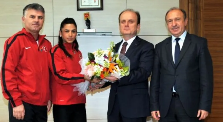 NEVİN YANIT SPOR TEŞKİLATI'NDA...