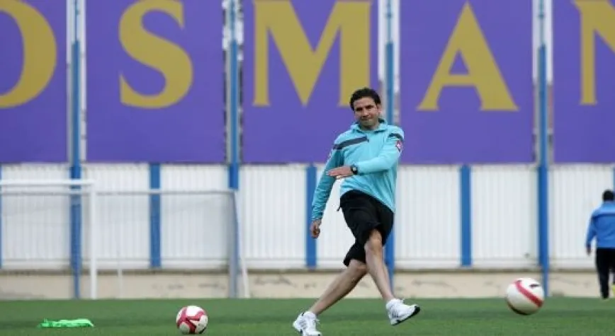 ÖZKÖYLÜ: AYNI HIZLA YOLA DEVAM!...