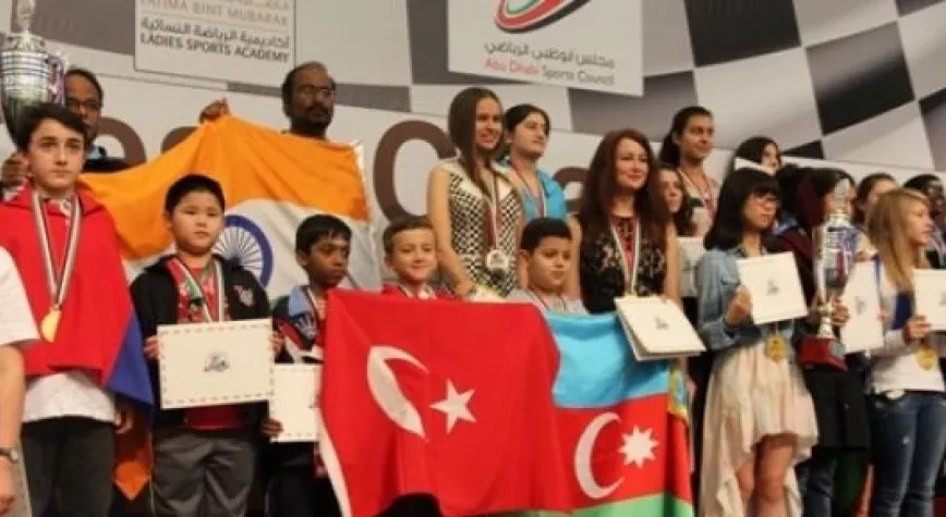 SATRANÇTA 'IŞIK' SAÇTI!..