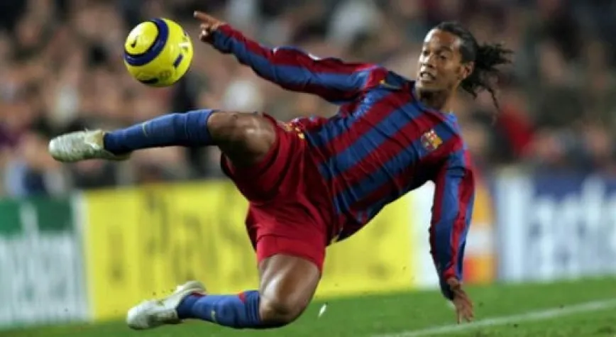 ŞOK İDDİA: RONALDİNHO BEŞİKTAŞ'TA...