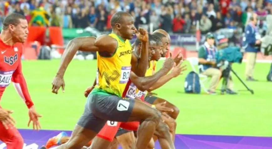 SÜPER BOLT YİNE SAHNEDE!..