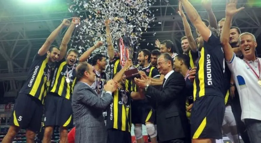 SÜPER KUPA FENERBAHÇE'NİN!