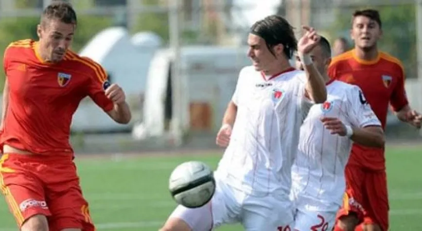 SÜRPRİZ: KAYSERİSPOR ELENDİ: 3- 1