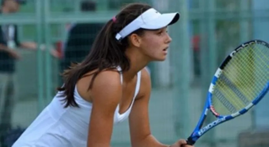 TENİSTE İPEK ŞAMPİYON!