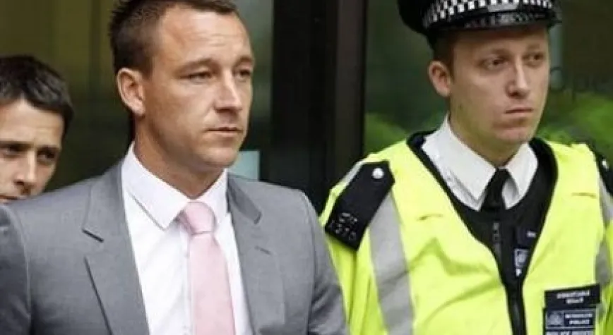 TERRY HAKİM KARŞISINDA