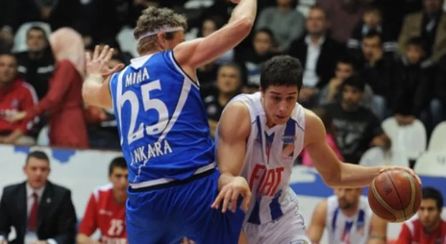 TÜRK TELEKOM GALİP: 67- 66