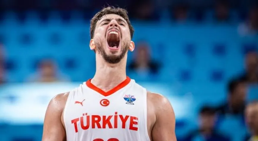 TÜRKİYE FAVORİ SIRPLARI DA YENDİ...