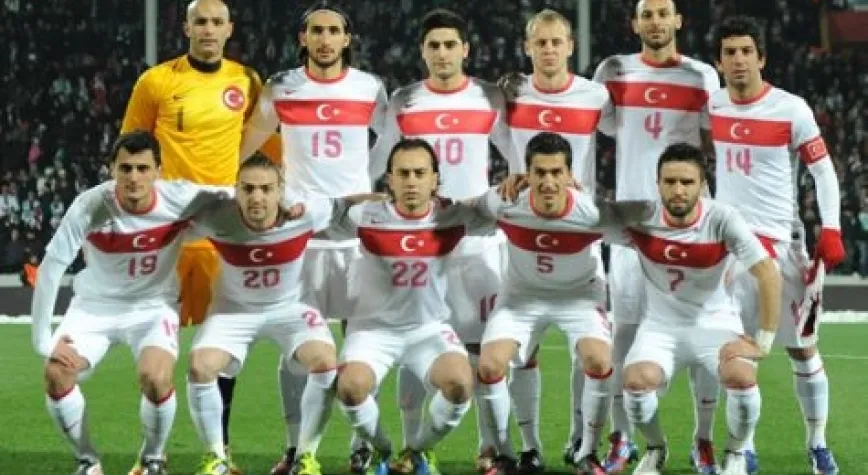TÜRKİYE FUTBOLDA KAN KAYBEDİYOR!