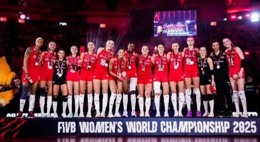 VOLEYBOLDA DÜNYA İKİNCİSİ OLDUK