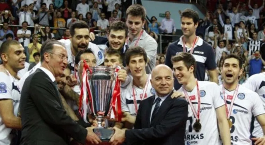 VOLEYBOLDA EN BÜYÜK: ARKASSPOR