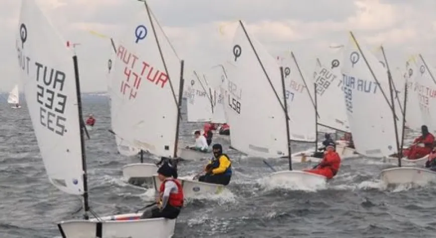 YELKENDE LAZER 4.7 KAMPI!..