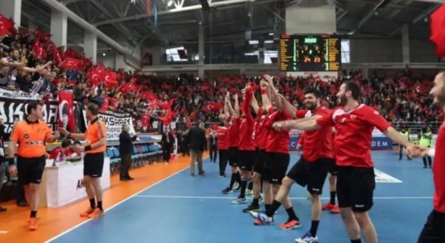 YUNANİSTAN'I MAĞLUP ETTİK...